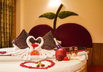 Mountain Top Apple Classic Room