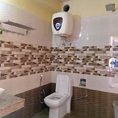 all-rooms-bathrooms-are