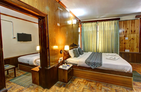 deluxe-family-suite
