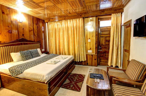 deluxe-room